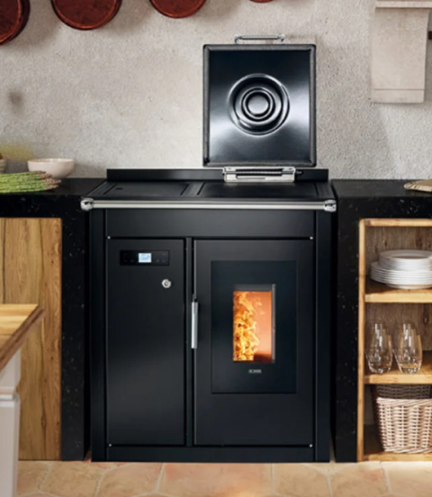 Kuchnia z płaszczem na pellet Klover Smart 80 BT Kuchnia z płaszczem na pellet Klover Smart 80 BT