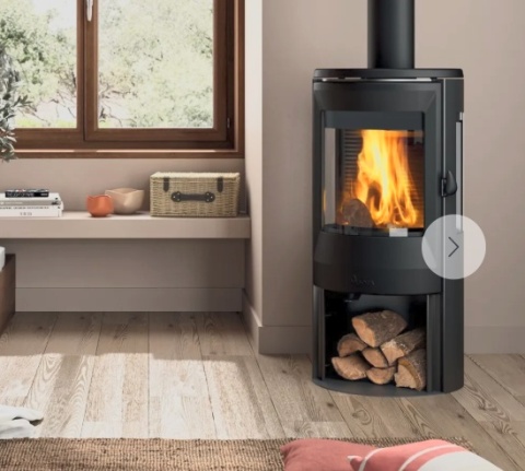 Piec wolnostojący INVICTA NEOSEN PLUS 3 szyby czarny ref. 9488-37